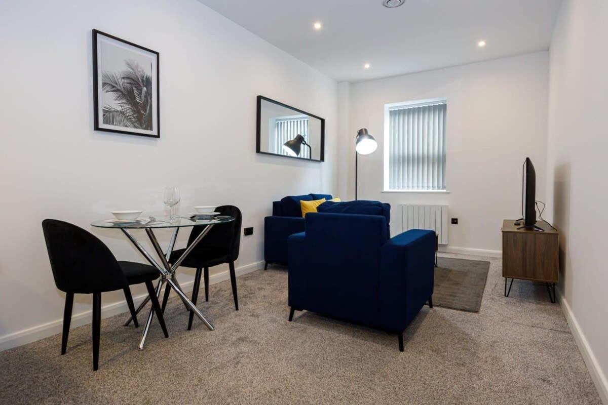 Contemporary 1 Bed Apartment Central Bolton Exteriör bild
